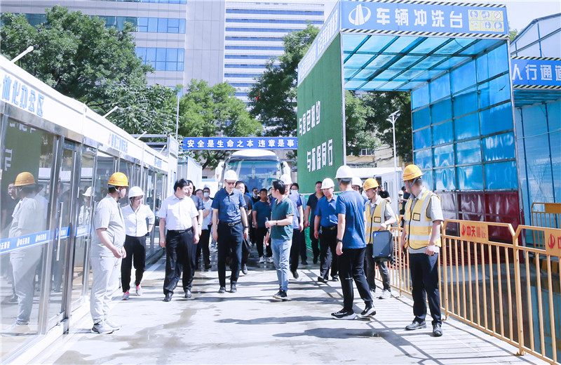 2023年6月8日，河北省生态环境厅主办的省大气污染防治专项督导帮扶动员会在中天北京尖岭城中村改造项目召开。